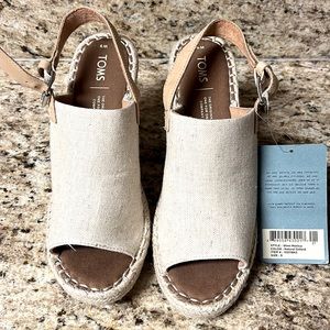 Brand new Toms Wedges